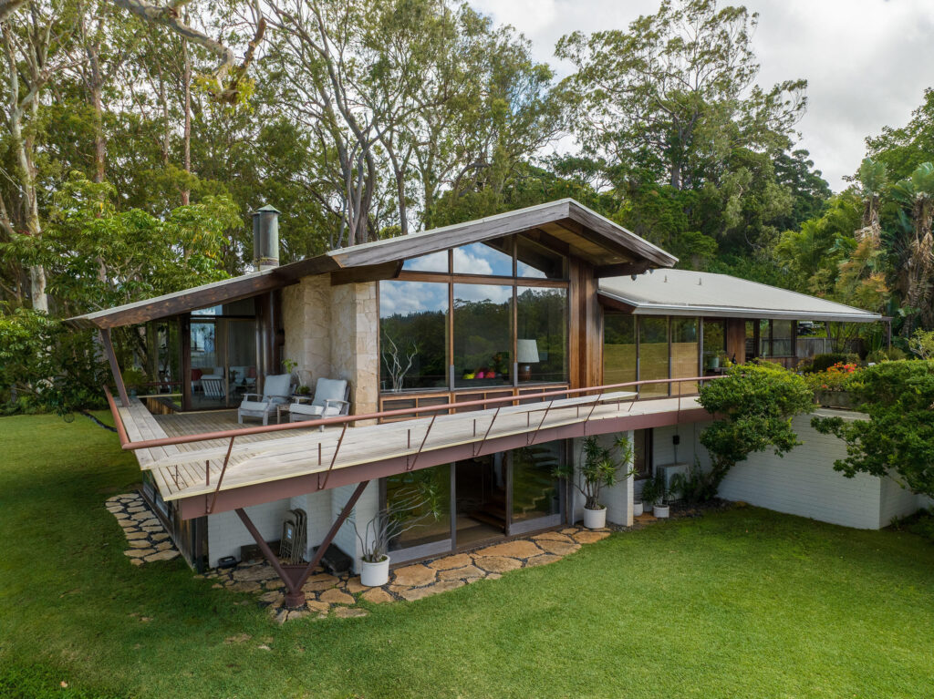 Armstrong Builders is proud to donate the labor needed to rebuild a triangular wraparound deck at the famed Liljestrand House on Tantalus Drive in Honolulu.


PHOTO COURTESY REX MAXIMILLIAN