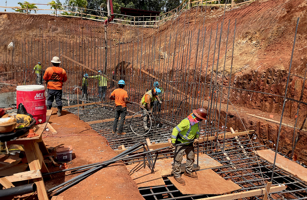 Hawaiian Dredging crews pour the footing for a retaining wall as part of improvements to the Kalaheo Water System. 




PHOTO COURTESY KAUA‘I DEPARTMENT OF WATER